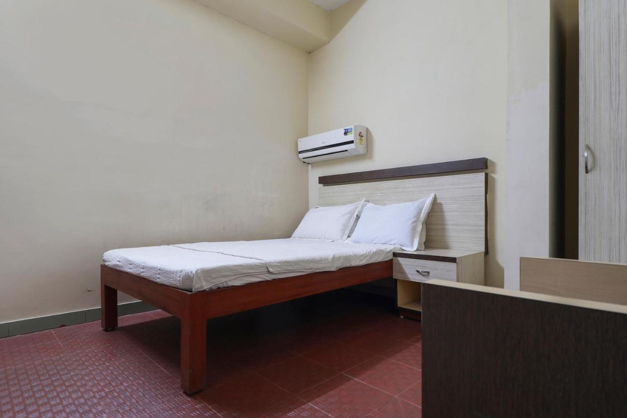 Spot On 60610 Malabar Tourist Home Kannur Esterno foto